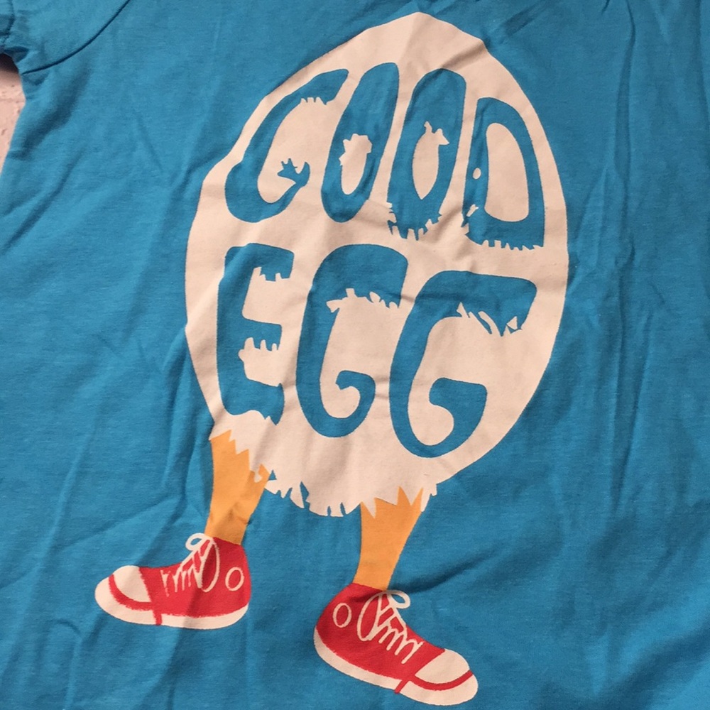 HP🎉 Good Egg Unisex Easter Tee • Boutique • Cute • Blue • Spring • Sneakers • - Picture 3 of 5